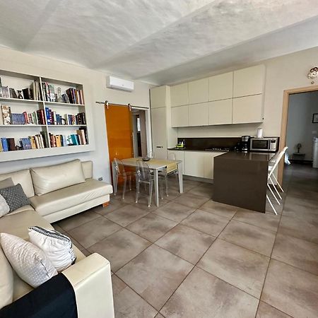 Apartamento Family Relais La Magnolia Villanova d'Asti Exterior foto